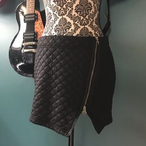 Black Quilted Mini Skirt, L